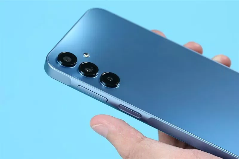 Galaxy A16 cũng sẽ được trang bị 3 camera ở mặt lưng tươn tự như đàn anh Galaxy A15 (Ảnh: Internet) Galaxy A16 cũng sẽ được trang bị 3 camera ở mặt lưng tươn tự như đàn anh Galaxy A15 (Ảnh: Internet)