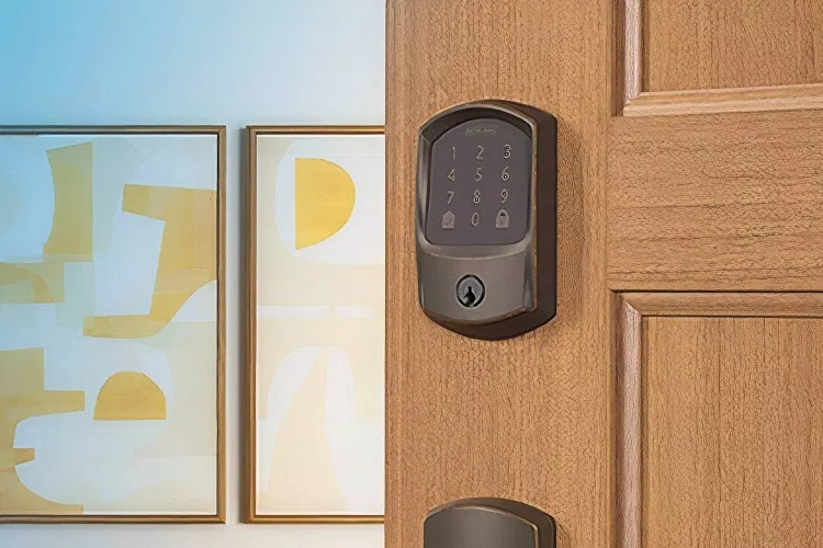 Ổ khóa Schlage Encode Smart Wi-Fi gắn vào cửa (Ảnh: Internet) Ổ khóa Schlage Encode Smart Wi-Fi gắn vào cửa (Ảnh: Internet)