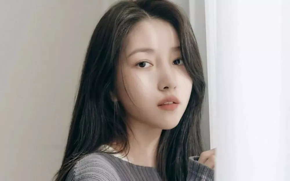 Sowon rời OUI Entertainment sau 2 năm gắn bó (Ảnh: Internet)