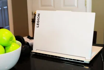 Laptop Lenovo Legion 7i 16 Gen 9 (Ảnh: Internet) Laptop Lenovo Legion 7i 16 Gen 9 (Ảnh: Internet)
