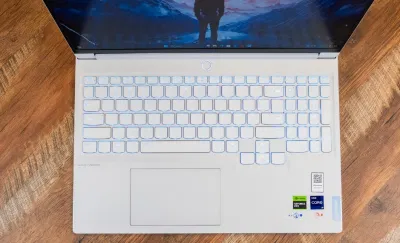 Bàn phím có đèn nền của laptop Lenovo Legion 7i 16 Gen 9 (Ảnh: Internet) Bàn phím có đèn nền của laptop Lenovo Legion 7i 16 Gen 9 (Ảnh: Internet)