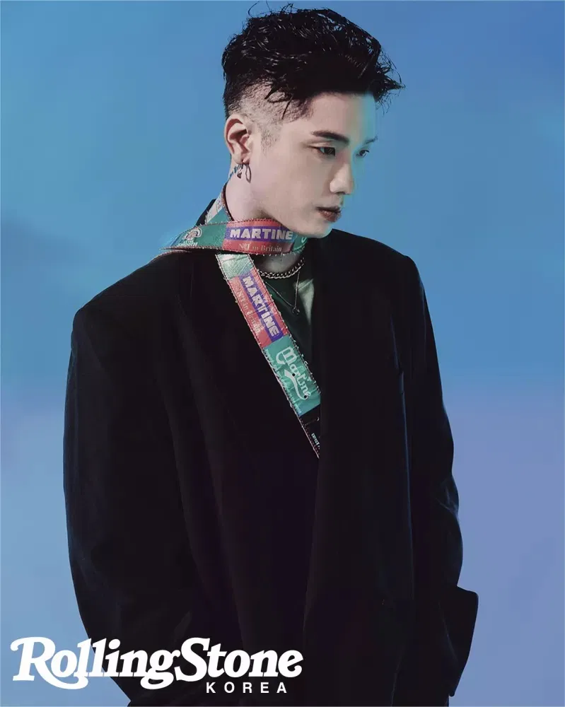 Babylon nổi tiếng với khả năng viết nhạc phức tạp và khả năng kết hợp các thể loại (Ảnh: Internet)