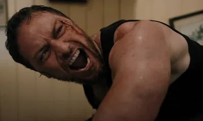 James McAvoy trong Không nói điều dữ(Ảnh: Internet)