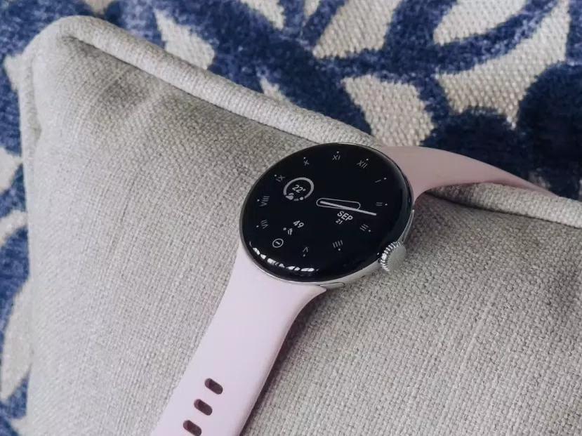 Đồng hồ thông minh Google Pixel Watch 3 (Ảnh: Internet)