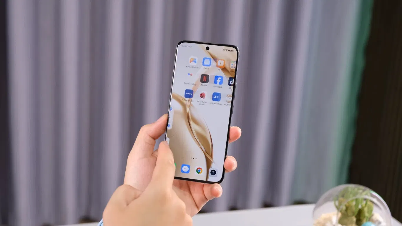 Honor 200 có đầy đủ dịch vụ của Google chứ không như các sản phẩm của Huawei (Ảnh: Internet) Honor 200 có đầy đủ dịch vụ của Google chứ không như các sản phẩm của Huawei (Ảnh: Internet)