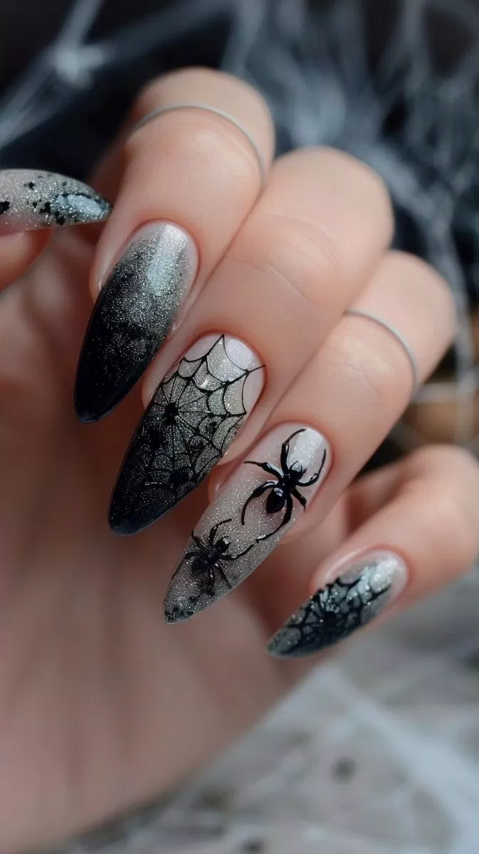 Những mẫu nail Halloween "ma mị"