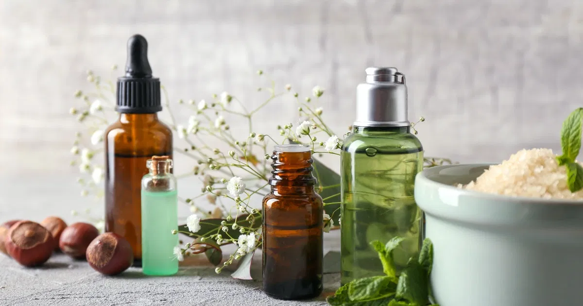 Lựa chọn mỹ phẩm chống oxy hóa có nguồn gốc thiên nhiên(Nguồn: Internet)