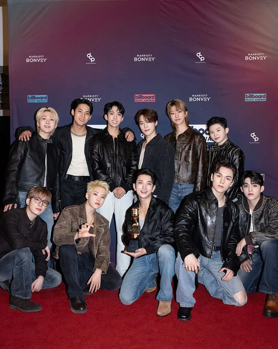 SEVENTEEN đã giành giải thưởng "Top K-pop Touring Artist" tại Billboard Music Awards 2024 (Ảnh: Internet)