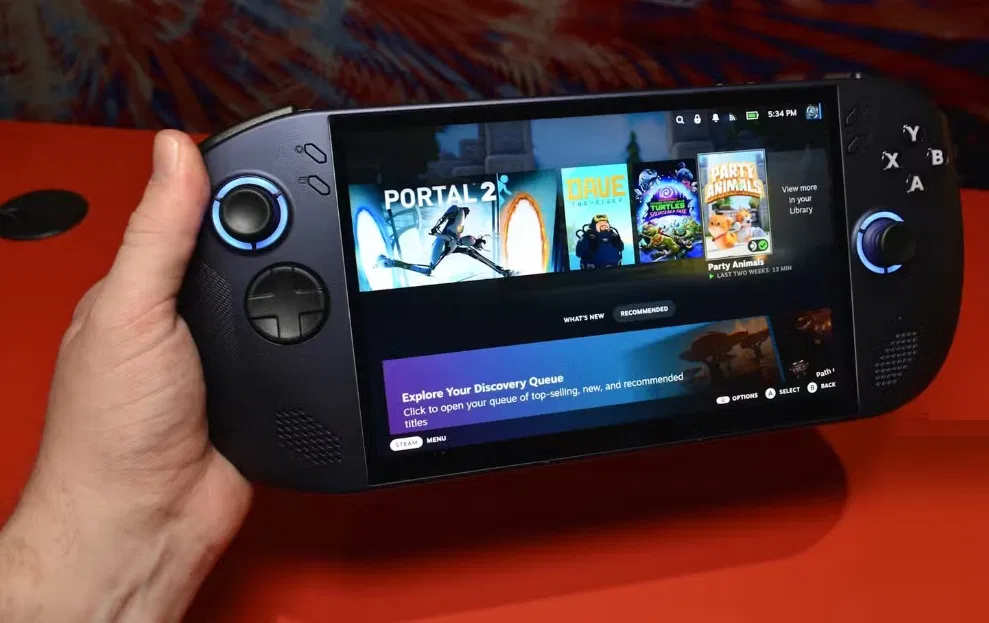 Máy chơi game cầm tay Lenovo Legion S (Ảnh: Internet) Máy chơi game cầm tay Lenovo Legion S (Ảnh: Internet)