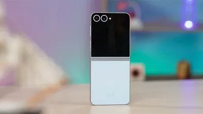 Galaxy Z Flip FE dự kiến sẽ trang bị chip Snapdragon 7S Gen 2 hoặc là Exynos 2400 (Ảnh: Internet) Galaxy Z Flip FE dự kiến sẽ trang bị chip Snapdragon 7S Gen 2 hoặc là Exynos 2400 (Ảnh: Internet)