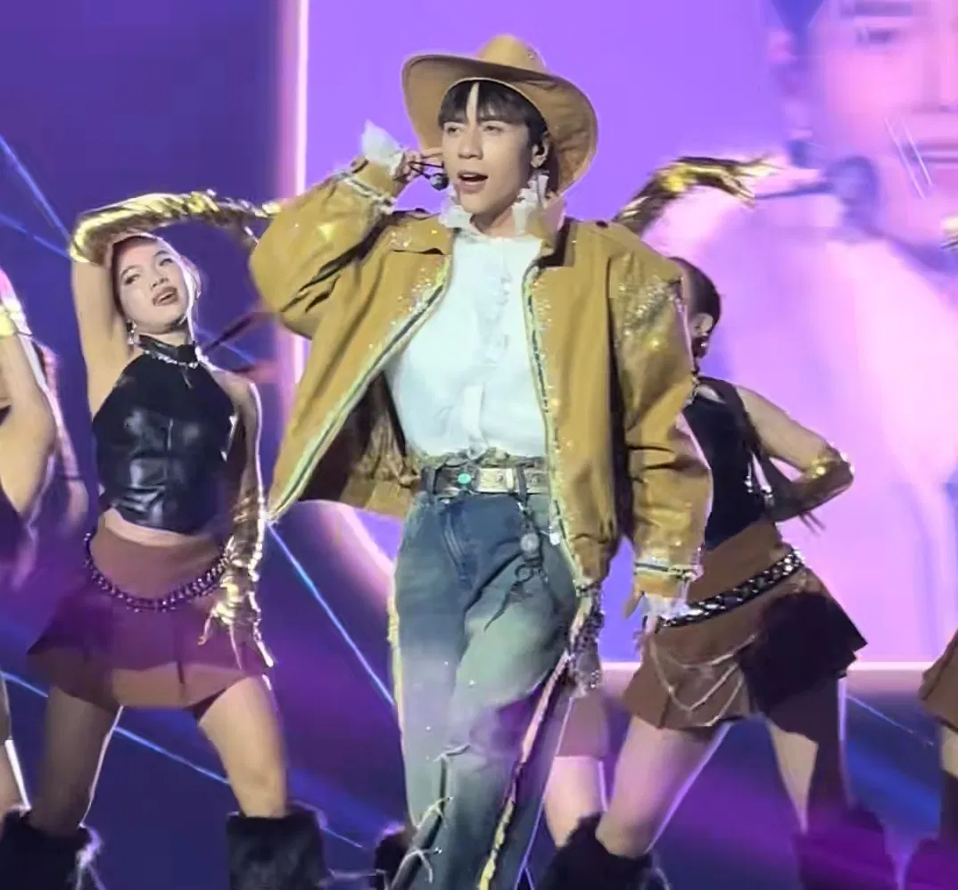 Lời bài hát Ánh Mắt Biết Cười - Quang Hùng MasterD x Tăng Duy Tân