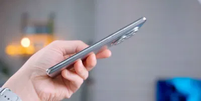 POCO X7 có độ dày khoảng 8.4mm (Ảnh: Internet) POCO X7 có độ dày khoảng 8.4mm (Ảnh: Internet)