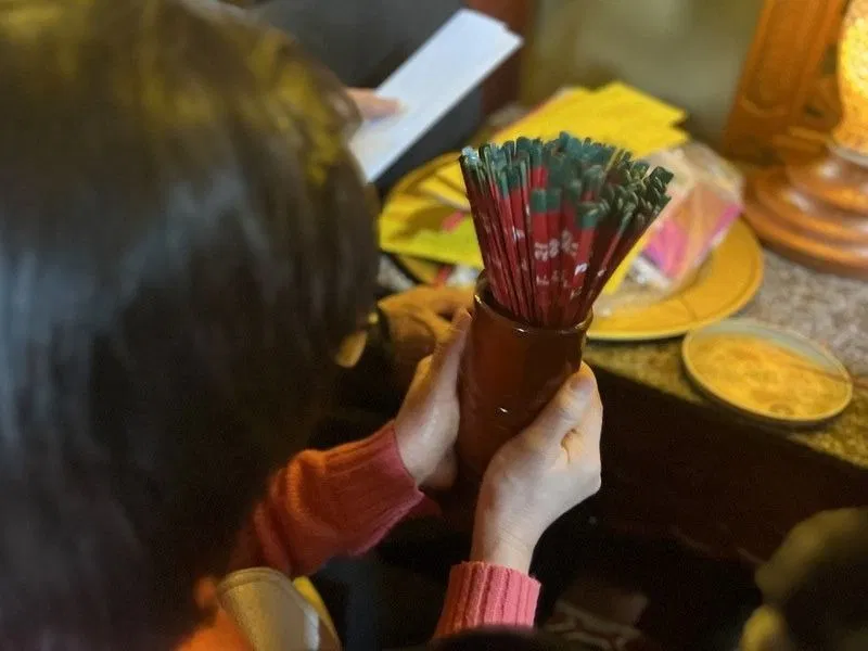 Cách xin quẻ đầu năm truyền thống