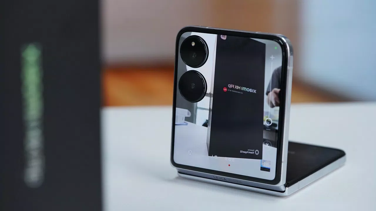 Xiaomi Mix Flip 2 dự kiến sẽ có pin 5.600-5.700mAh (Ảnh: Internet) Xiaomi Mix Flip 2 dự kiến sẽ có pin 5.600-5.700mAh (Ảnh: Internet)