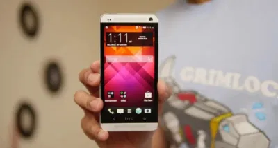 Điện thoại HTC One M7 (Ảnh: Internet) Điện thoại HTC One M7 (Ảnh: Internet)