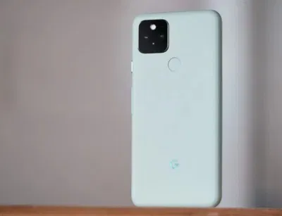 Điện thoại Google Pixel 5 (Ảnh: Internet) Điện thoại Google Pixel 5 (Ảnh: Internet)