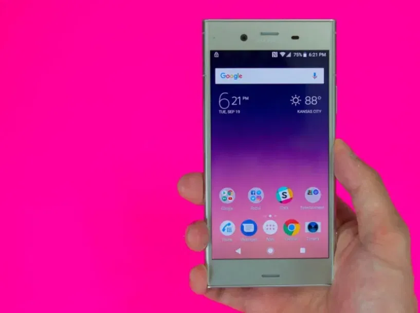 Điện thoại Sony Xperia XZ1 (Ảnh: Internet)