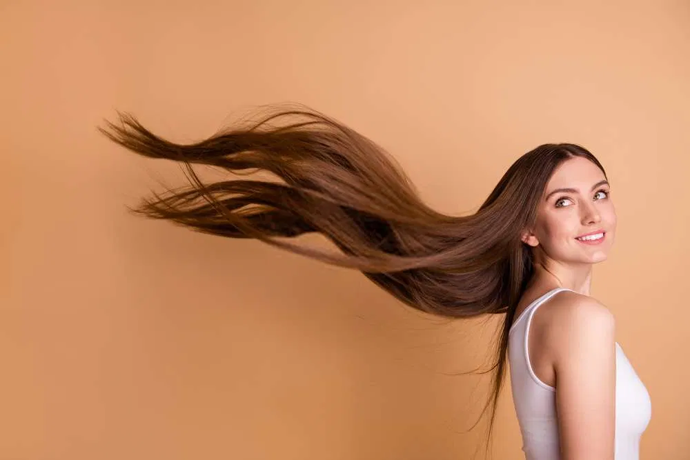 Một trong những lợi ích nổi bật của dầu argan là tác dụng duy trì ẩm cho da và tóc