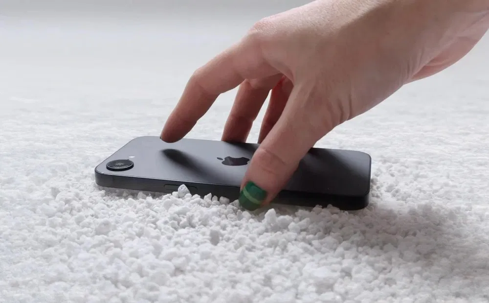 iPhone 16e (Ảnh: Internet) iPhone 16e (Ảnh: Internet)