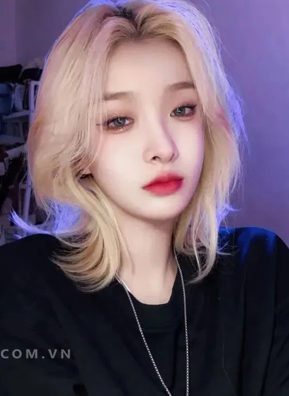 Kiểu tóc mullet đuôi sói nữ dáng cánh bướm (Ảnh: Internet)