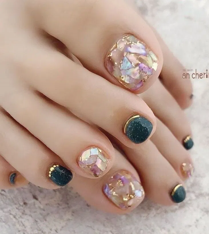 Mẫu nail chân đẹp sáng da (Ảnh: Internet)