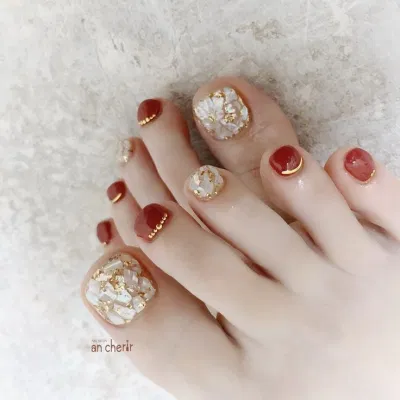 Mẫu nail chân đẹp sáng da (Ảnh: Internet)
