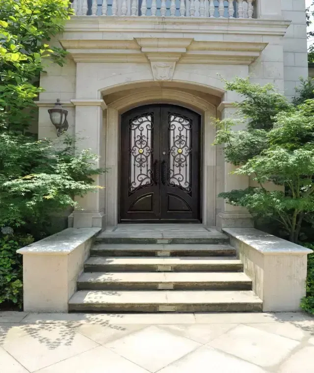 Những lưu ý phong thủy bậc tam cấp