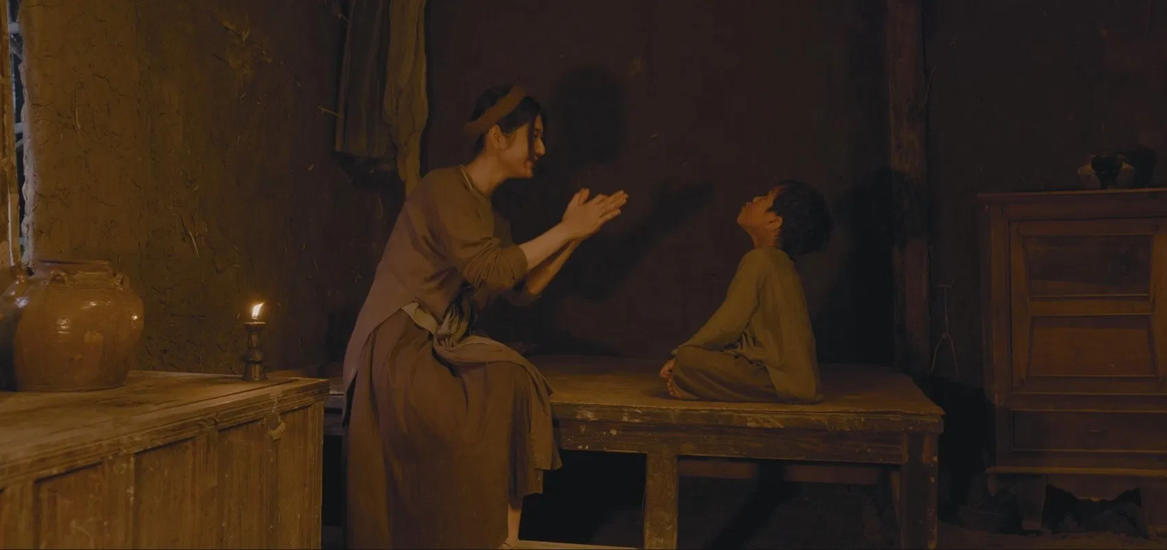 Diễn xuất non tay, lời thoại chưa tốt