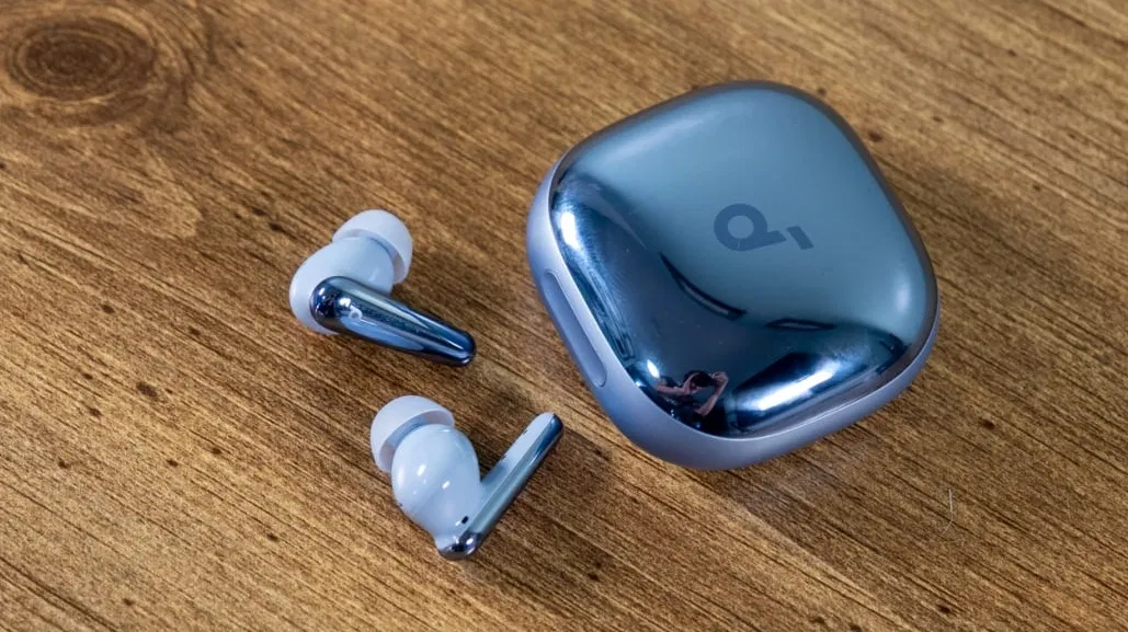 Tai nghe Soundcore Liberty 4 Pro (Ảnh: Internet)