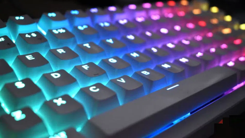 Đèn nền RGB của bàn phím Lemokey P1 HE (Ảnh: Internet) Đèn nền RGB của bàn phím Lemokey P1 HE (Ảnh: Internet)