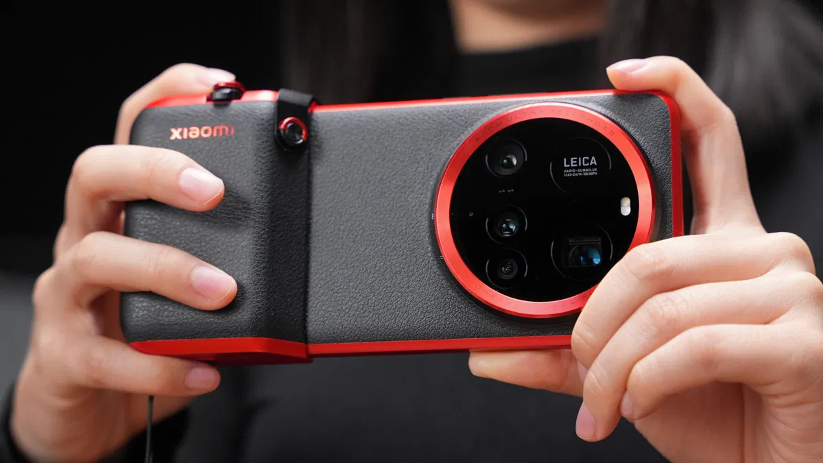 Xiaomi 15 Ultra (Ảnh: Internet) Xiaomi 15 Ultra (Ảnh: Internet)