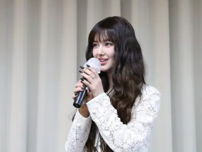 Nữ idol phải báo cáo khi đi vệ sinh, chụp ảnh bữa ăn để quản lý kiểm duyệt (Ảnh: Internet)