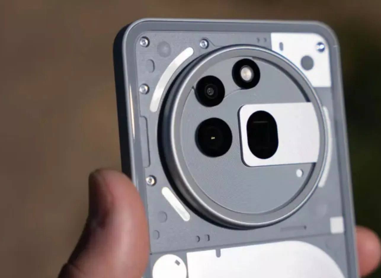 Camera của điện thoại Nothing Phone 3a Pro (Ảnh: Internet) Camera của điện thoại Nothing Phone 3a Pro (Ảnh: Internet)