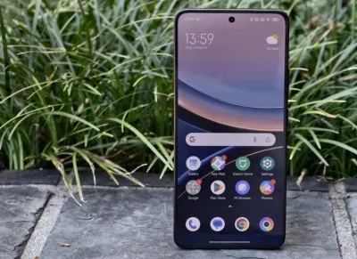 Màn hình chính của POCO F7 Ultra (Ảnh: Internet) Màn hình chính của POCO F7 Ultra (Ảnh: Internet)