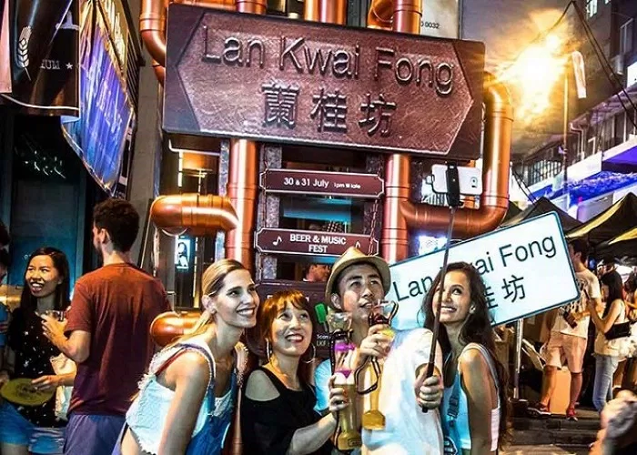 Du lịch Lan Kwai Fong (Ảnh: Internet)