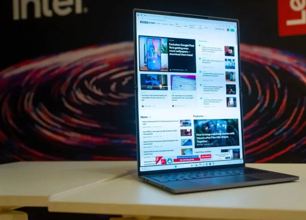 Laptop ThinkBook Flip AI PC (Ảnh: Internet)