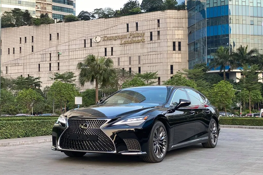Lexus LS – Biểu Tượng Của Sự Bền Bỉ Và Đẳng Cấp (Nguồn: Internet)