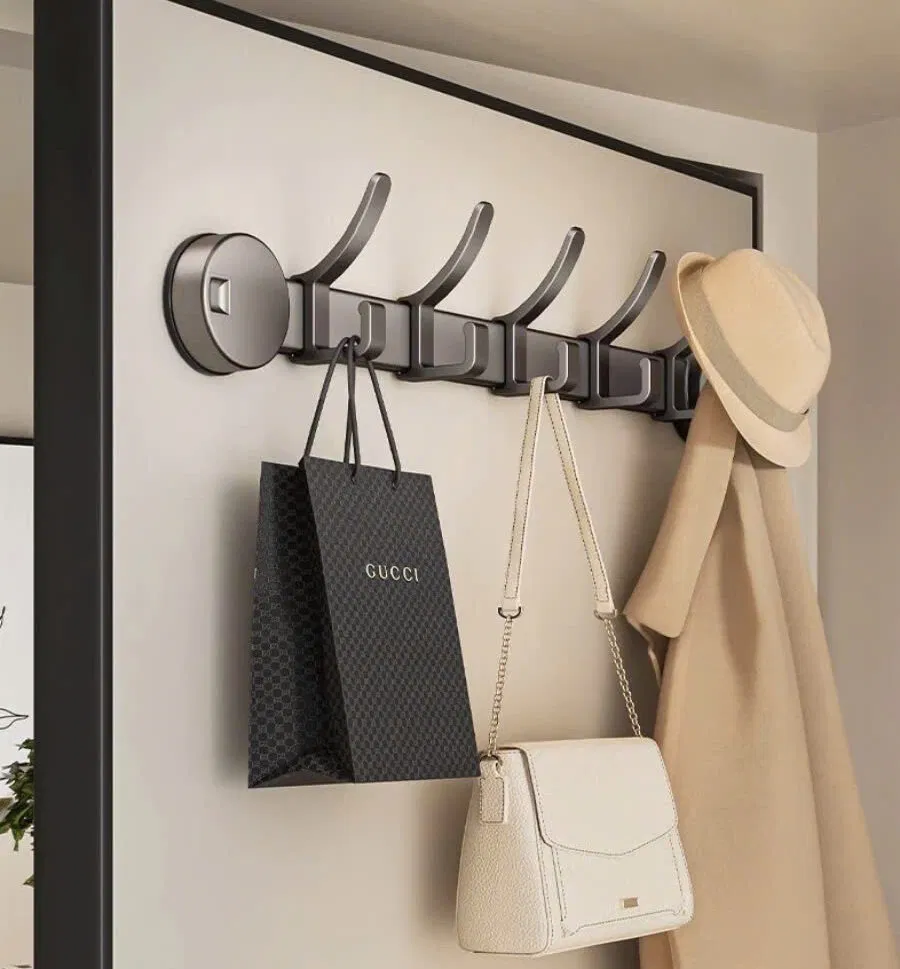 Móc treo đa năng (Ảnh: Shopee)