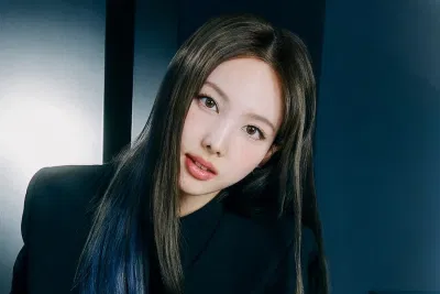 Dù đã hoạt động gần một thập kỷ, Nayeon vẫn luôn giữ vững sức hút và ngày càng khẳng định vị trí của mình trong làng nhạc (Ảnh: Internet)
