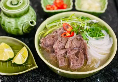 Phở – Tinh Hoa Ẩm Thực Việt Nam Khiến Du Khách Mê Mẩn (Nguồn: Internet)