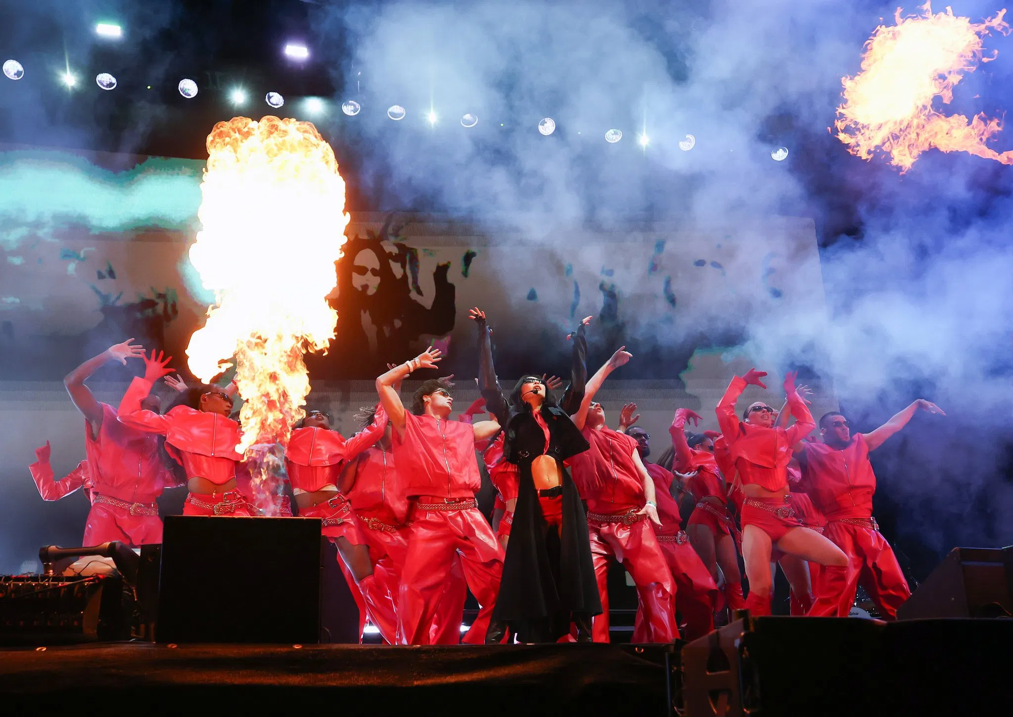 Jennie tiếp tục đốt cháy sân khấu Coachella Week 2 (Nguồn: Internet)