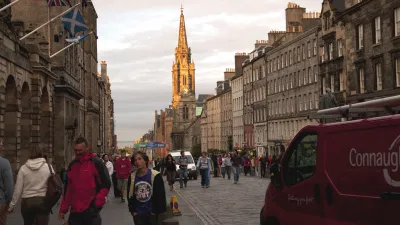 Calton Hill Edinburgh (Nguồn: Internet)