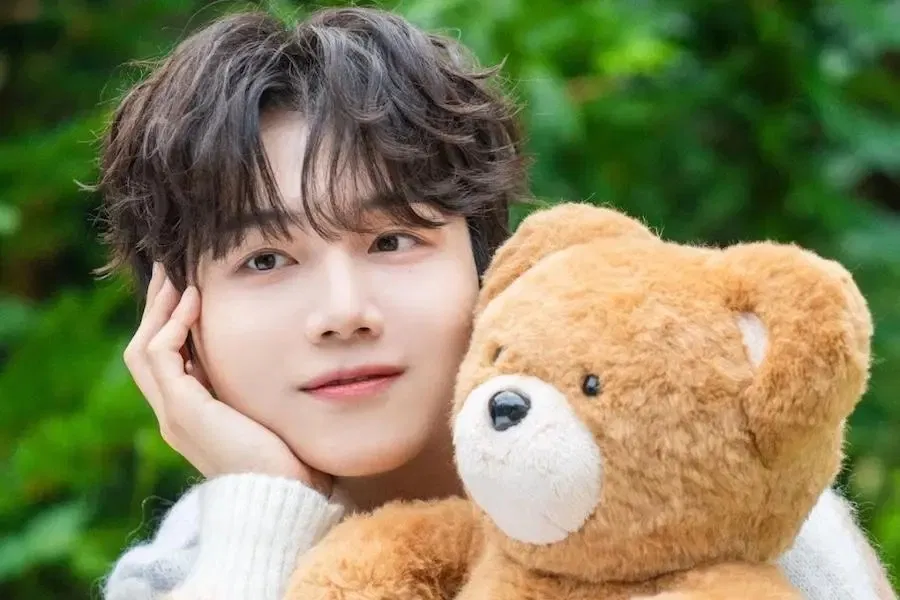 Jinho rời CUBE Entertainment sau 9 năm gắn bó, chính thức khép lại hành trình cùng công ty quản lý (Ảnh: Internet)