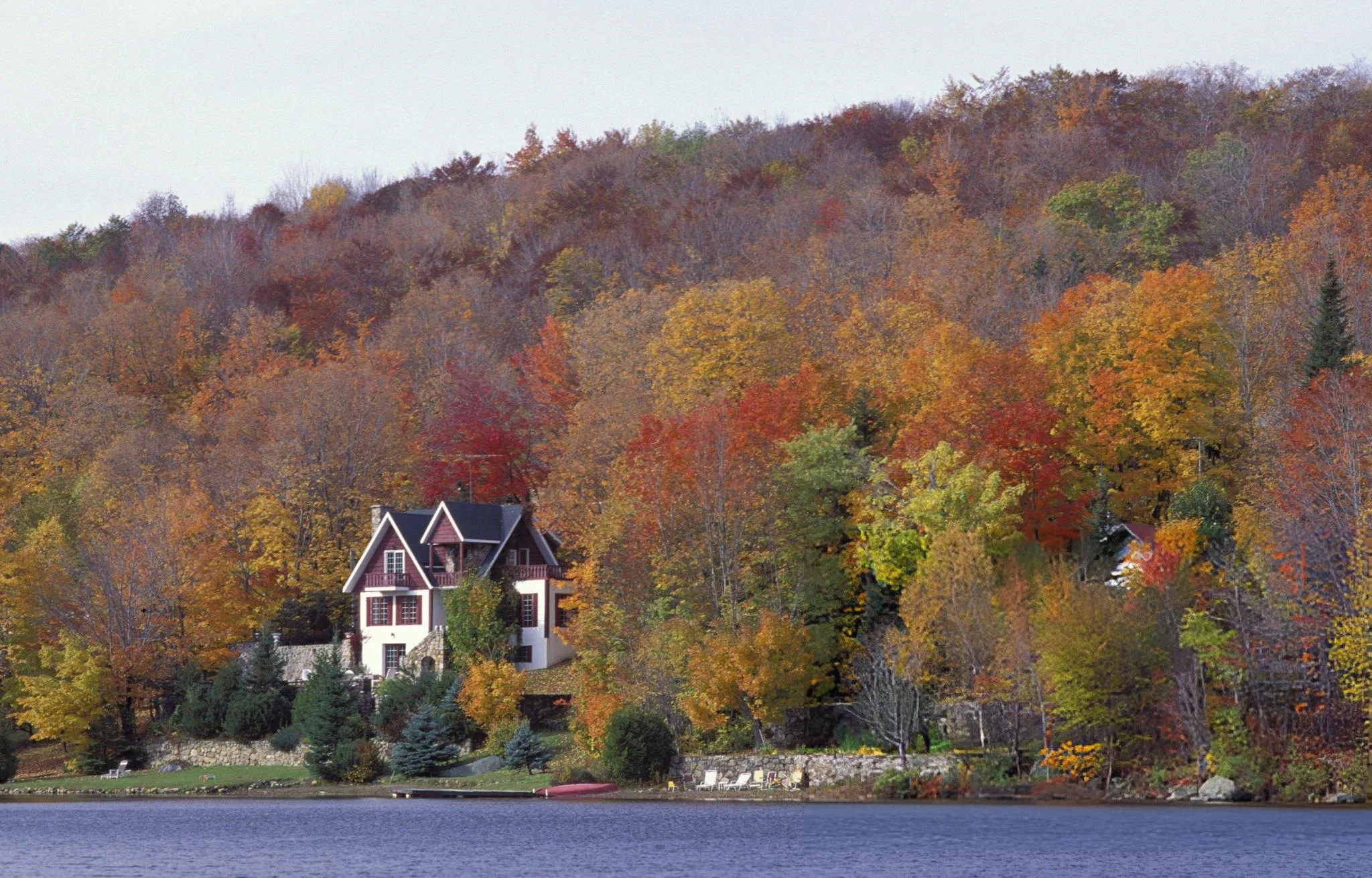 Dãy núi Laurentian (Ảnh: Internet)