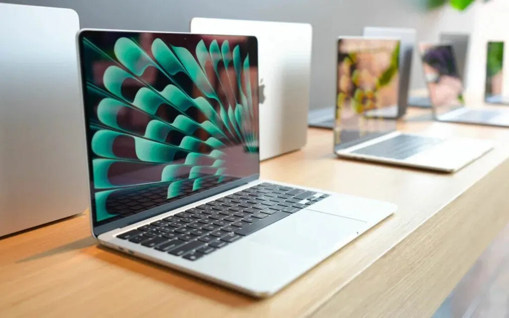 Macbook Air M4 (Ảnh: Internet)