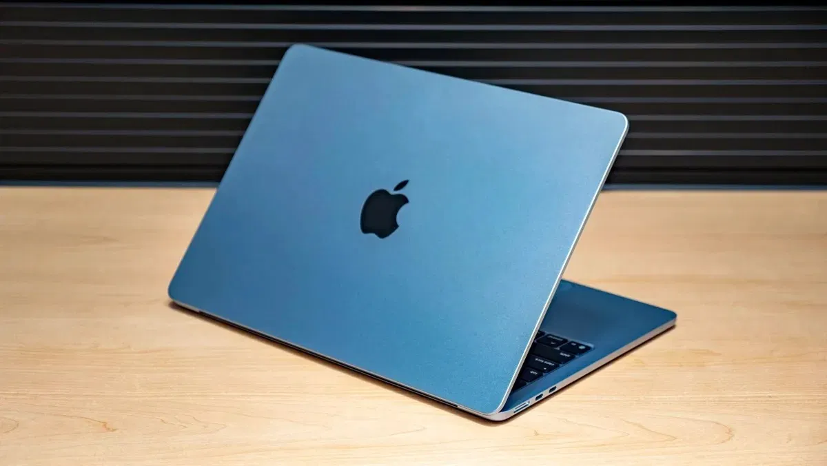 Macbook Air M4 (Ảnh: Internet)