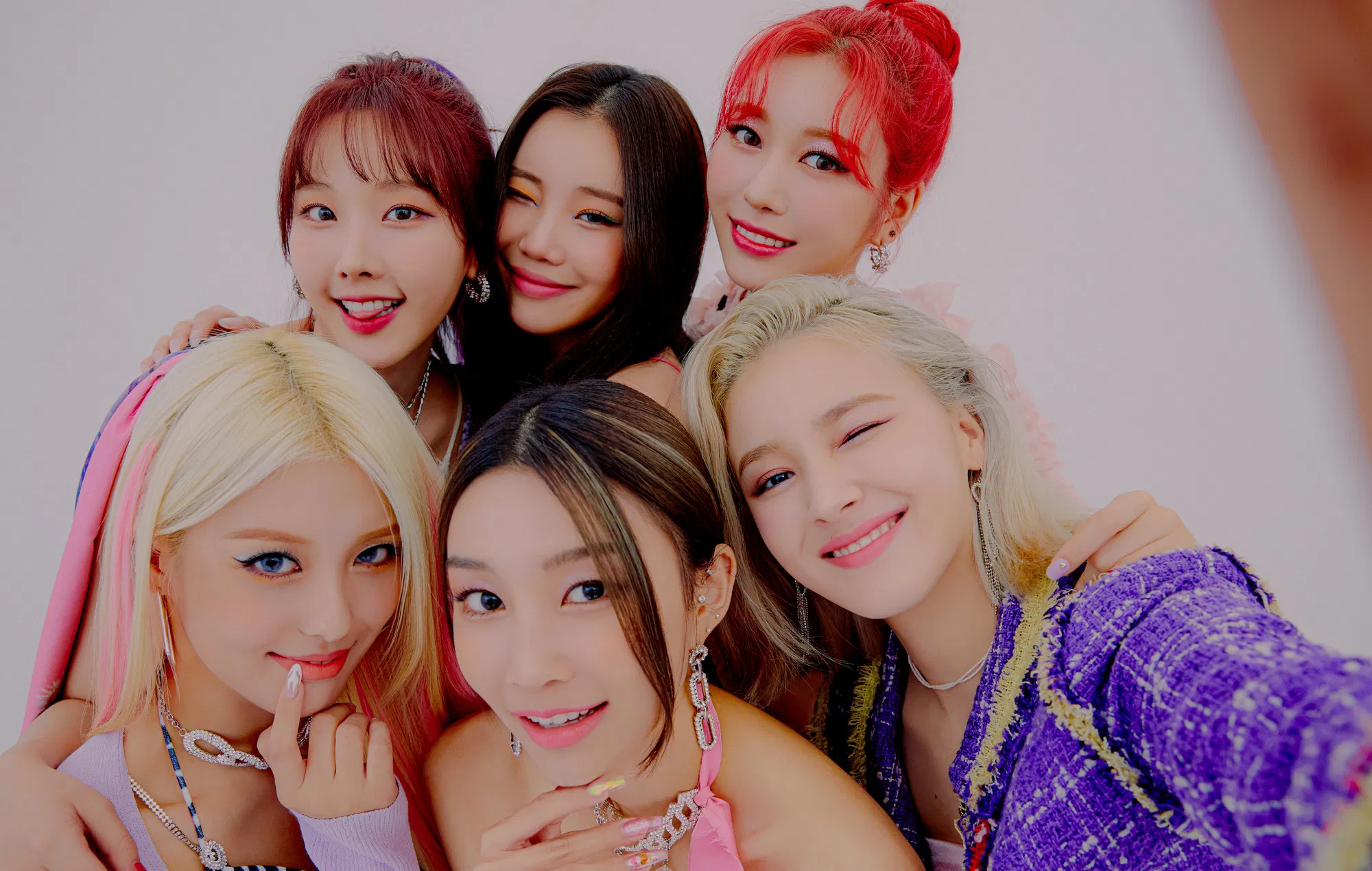 Momoland từng gây sốt toàn cầu với loạt hit bắt tai (Ảnh: Internet)