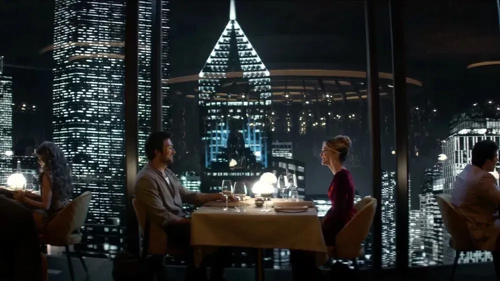 Yếu tố công nghệ – cụ thể là ứng dụng DigiDrop – là chi tiết hiện đại được cài cắm khéo léo vào cốt truyện(Ảnh: Internet)