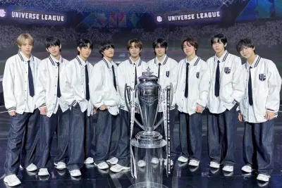 AHOF là nhóm nhạc đầu tiên được hình thành từ show sống còn “Universe League” (Ảnh: Internet)