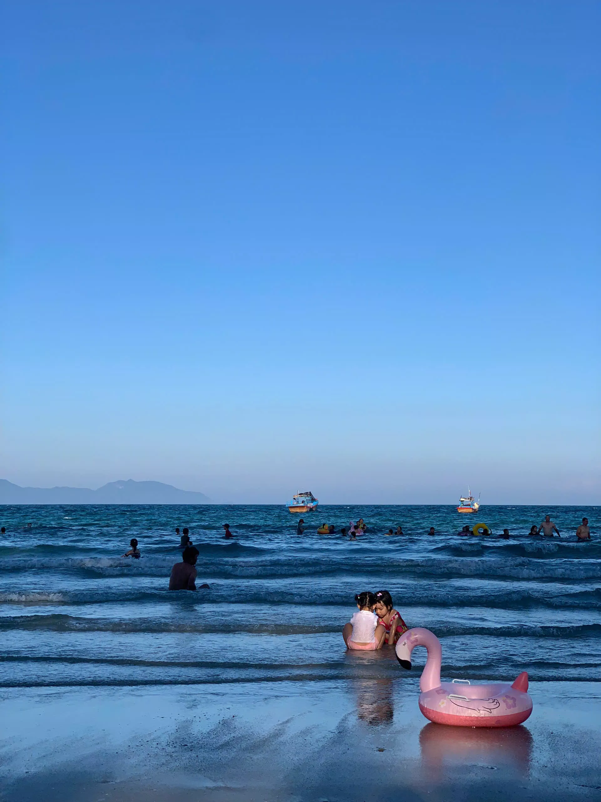 Bãi biển Dốc Lết ( Nguồn: Tác giả)